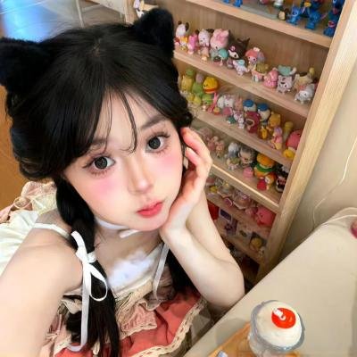 裸女游城